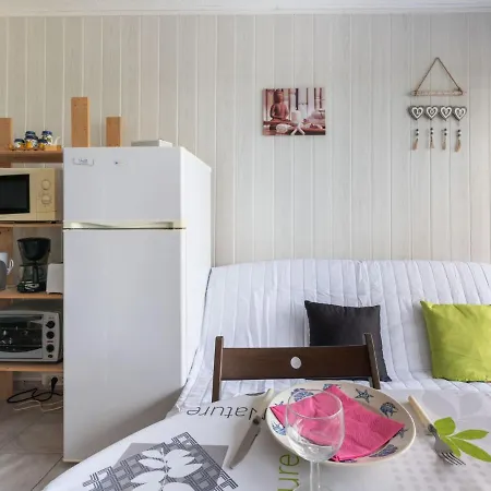 Escale Port-4 By Interhome